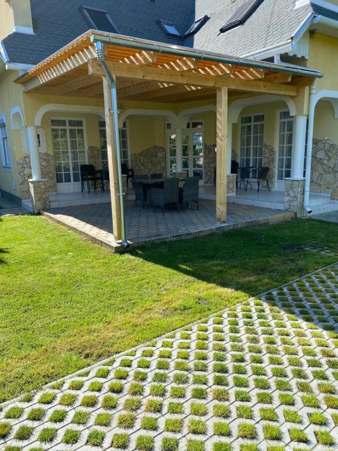 Pacsirta Apartman Ленти Экстерьер фото